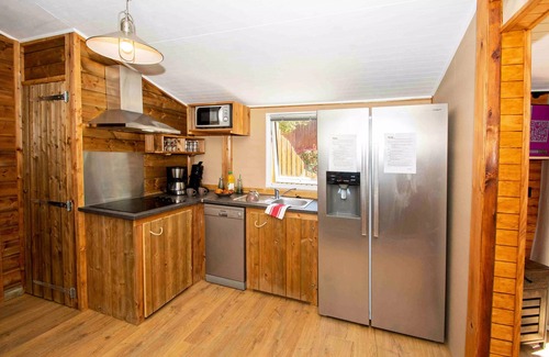 Gassin Ski Chalet | Camping Montana Parc - Gassin Gulf of St Tropez * - Ecolodge 4 Rooms 7 People Air Conditioned + TV
