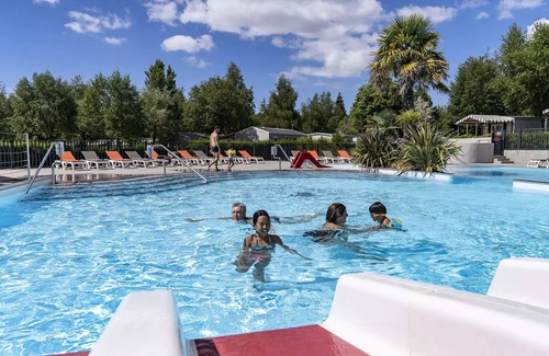 La Trinite-sur-Mer House | Camping Romanée Le Kervilor* - COMFORT mobile home - 1 bedroom for 2 people