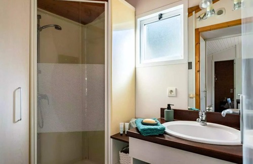 Les Mathes Ski Chalet | Camping Sandaya Estanquet * - 3 Room Chalet 4 People + TV *