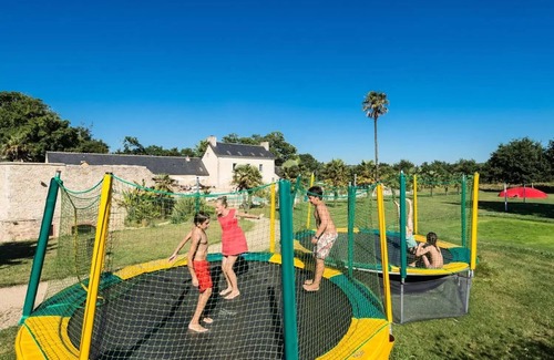 Quimper Villa | Camping Sunêlia Lanniron Orangery * - Maison du Cocher - 2 bedrooms 1 bathroom - 43m² 4 people