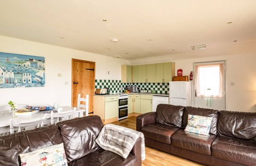 Port Isaac Cottage | CAMPION LODGE, pet friendly, character holiday cottage in Port Isaac