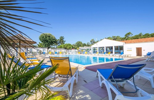 Notre-Dame-de-Monts House | Campsite Albizia* - 4-room mobile home 6/7 people