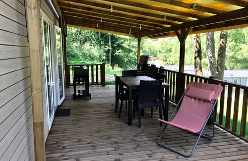 Saint-Theoffrey House | Campsite Flower Ser Sirant - Mobile Home Premium Lake View 4 Rooms 2 Bathrooms 6 People Air Conditioning