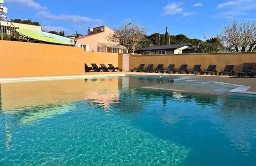 Martigues House | Campsite maeva Escapades Domaine des Tamaris * - Mobil Home Premium 3 Parts 4 People Air-conditioned + TV