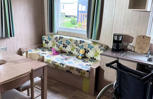 Bourgenay Ski Chalet | Campsite maeva Club Les Dinosaures * - Chalet PMR Cosy 3 Rooms 4 People + TV