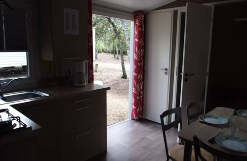 Junas House | Campsite Les Chênes * - MOBILE HOME Comfort - 2 ch - 26.52m2/Oak Green 4 people