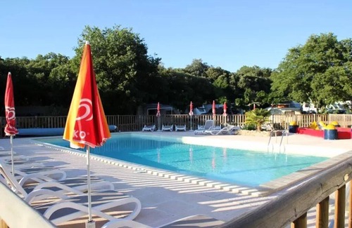 Junas House | Campsite Les Chênes * - MOBILE HOME Comfort - 21m2/Genvier, Mûrier and Aleppo pine 4 people