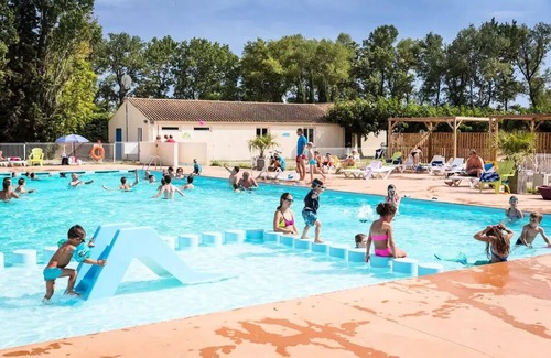 Cheval-Blanc House | Campsite Les Rives du Luberon * - Classic 3-room mobile home for 4/6 people Air-conditioned