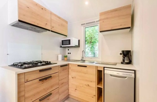 Bois-de-Cene House | Campsite maeva Escapades Le Bois Joli * - Mobile Home Privilege 4 Rooms 6 People + TV
