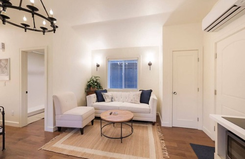 Chico House | Campus/Central location on Legion Ave! w/garage