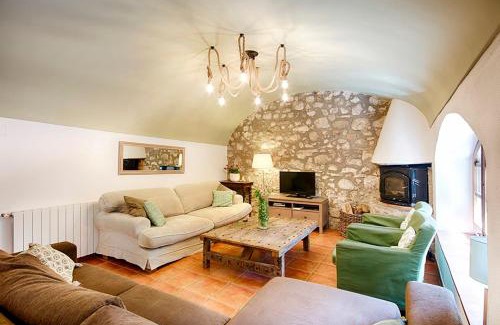 Sales de Llierca Apartment | Can Cruanyes