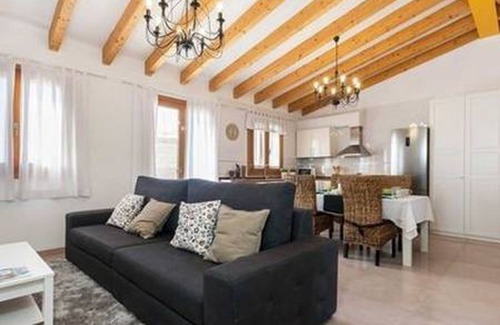 Vilafranca de Bonany House | Can Diego, available all year round with private pool, Wifi, etc.
