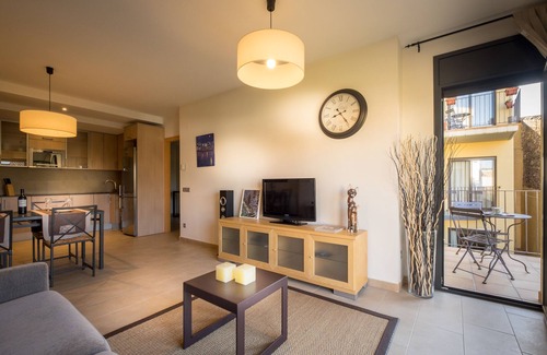 Palafrugell Apartment | CAN TARONGETA 1-1 Modern and charming apartment close to the beach