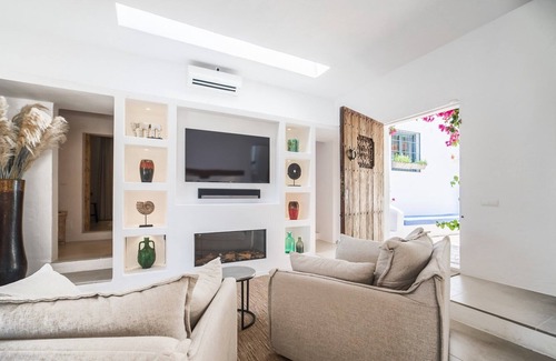 Can Furnet Villa | Can Tash - Five Bedroom Villa, Sleeps 10