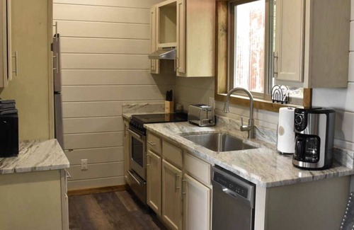 Eureka Springs Resort | Can U Canoe Suite 113 Luxury and Incredible Views