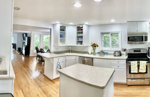 Canandaigua House | Canadaigua Lake Sunset Oasis: Private Beach, Family Fun Wineries, CMAC, Shopping