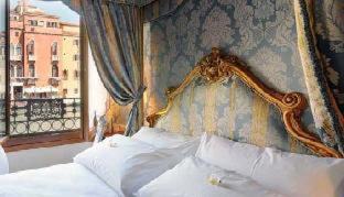 Santa Croce Hotel | Canal Grande