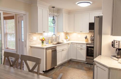Waterloo House | Canalside Cottage 3BR Lake Access Dock Fire Pit