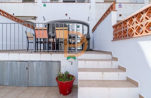 Empuriabrava House | Canalview House with BBQ and Boat Mooring