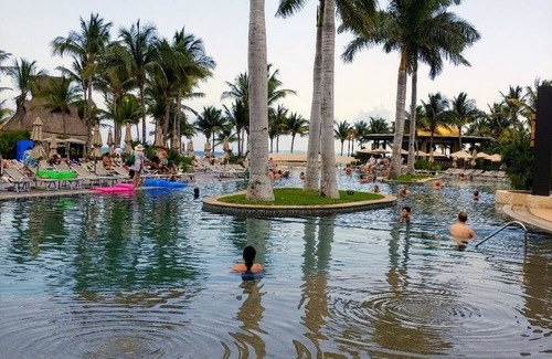 Playa Mujeres Apartment | Cancun's 4 Diamond Hotel, Deluxe Studio with white sandy beaches