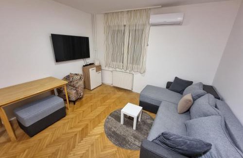 Novi Sad Apartment | Candir