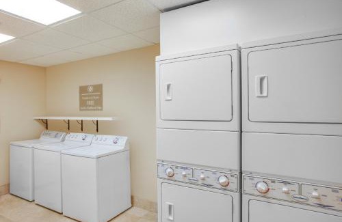 Bel Air Hotel | Candlewood Suites Aberdeen-Bel Air by IHG