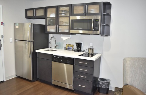 Independence Hotel | Candlewood Suites Kansas City - Independence by IHG