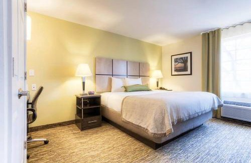 Mount Mourne Hotel | Candlewood Suites Mooresville Lake Norman,NC by IHG