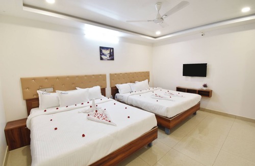 Kalapettai Hotel | Cannan Residency