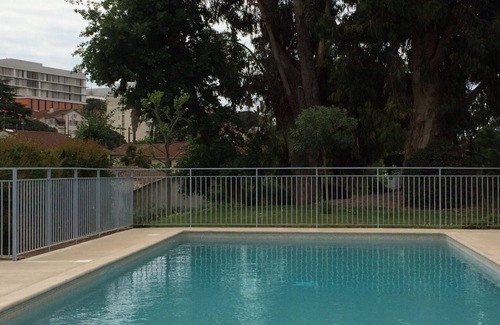 Riou - Petit Juas - Av de Grasse Apartment | Cannes, apartment. 3 rooms 2 bedrooms with private parking-pool-wifi-clim.