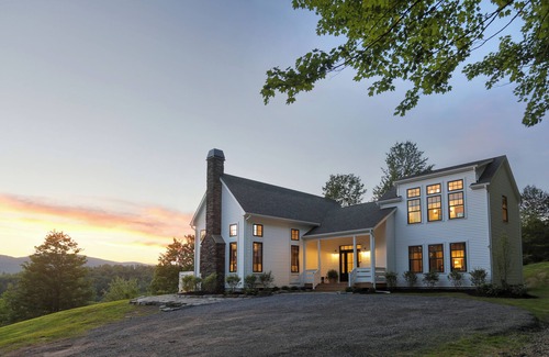Denver House | Canopy Hill House - Modern w/Pool + Hot Tub + Mt Views