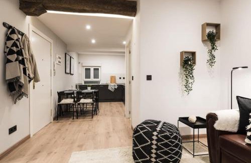 San Francisco Apartment | Cantalojas by Staynnapartments