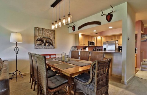 Ludlow Apartment | Canter, Solitude N101
