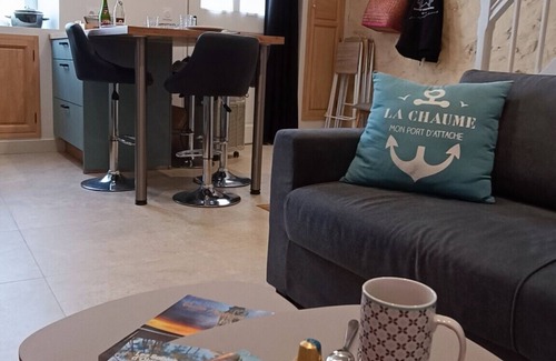 Les Sables d'Olonne Ski Chalet | CANTETEAU - Agréable maison chaleureuse et convivi