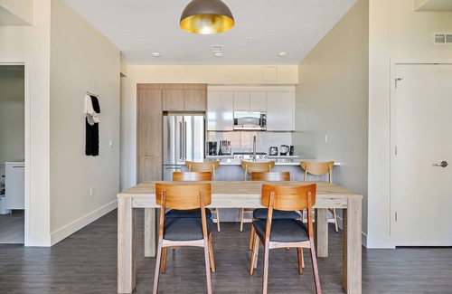 Highland Condo | Canvas & Comfort | Espadin LoHi