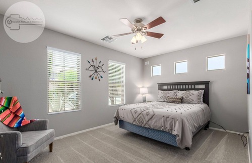 San Tan Valley House | Canyon Cactus - A 4 Bedroom Southwest Paradise Oasis