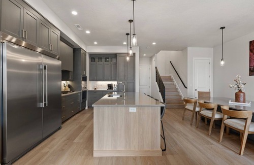 St. George House | Canyon Country Oasis: Desert Color Lagoon + Beaches