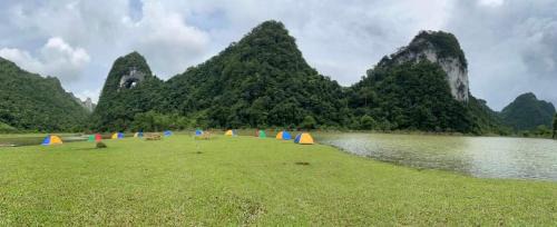 Tra Linh Bed & Breakfast | Cao Bang Loop Homestay - Camping & Daily Trekking Tour