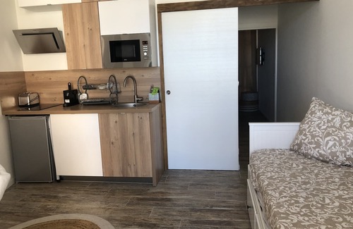Cap Esterel Apartment | CAP ESTEREL, T2 SEA VIEW 4 sleeps PMR 30M² adapted