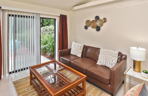 Pelican Apartment | Cape Comfort Suite