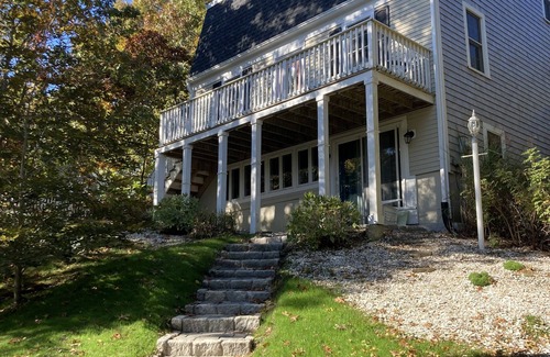 East Falmouth House | Cape Escape