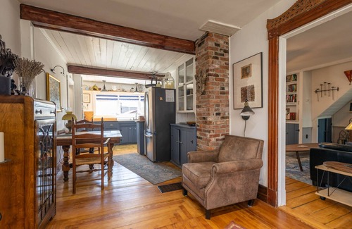 Yarmouth House | Cape Forchu Coastal Retreat