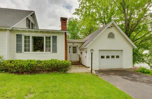 Farmington House | Cape House in Farmington with Shared Outdoor Pool!