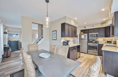 Cape May Condo | Cape May Condo Retreat w/Pool & Beach Access