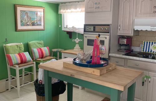Cape May House | Cape May Fisherman's Cottage Located on historic Yacht Avenue in Cape May