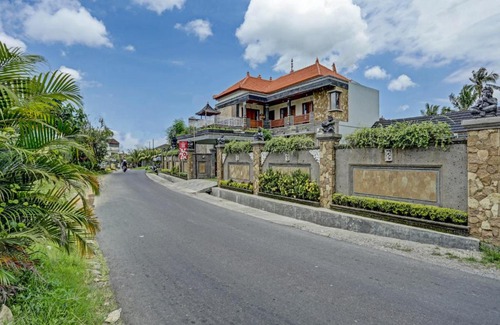 Lodtunduh Hotel | Capital O 90654 Pondok Wisata Buana Amerta