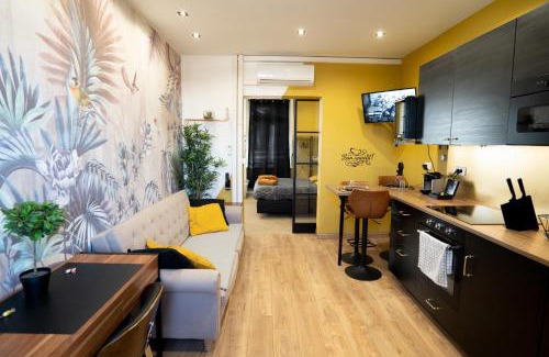 Valenciennes Apartment | Capsule Premium balnéo & home cinema