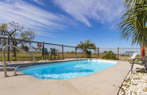 Rockport House | Captain Daves