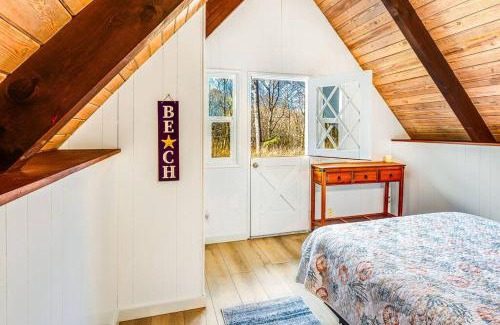 Copalis Beach House | Captain Green's Cabin