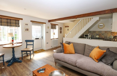 Sheringham Cottage | CAPTAIN'S COTTAGE, pet friendly, with open fire in Sheringham